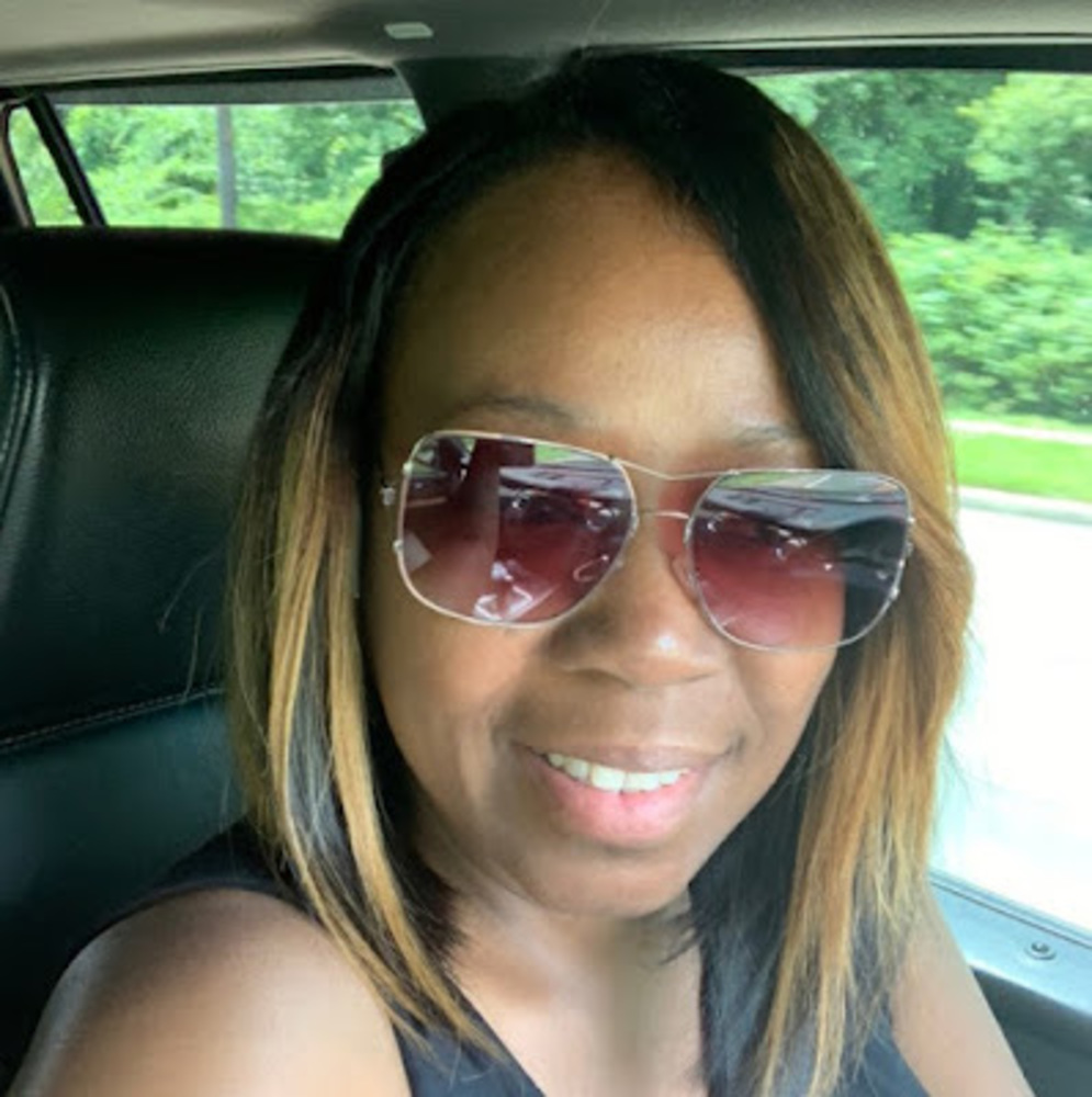 Meet your Posher, Carolissa